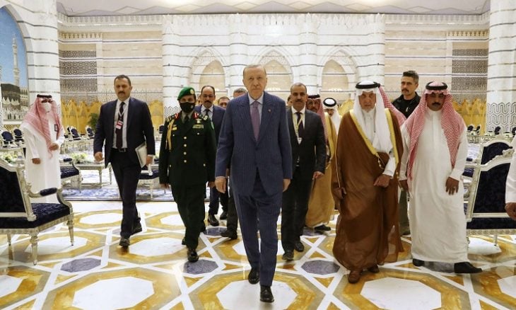 أردوغان في الرياض والقاهرة مطلع فبراير.. جولة إقليمية تعكس تشكّل محور تنسيقي جديد في المنطقة