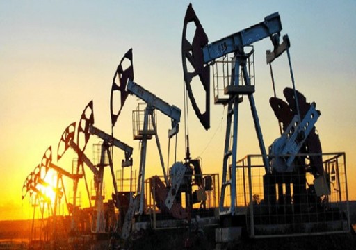 أسعار النفط بأعلى مستوى في شهرين بفعل بيانات محفزة