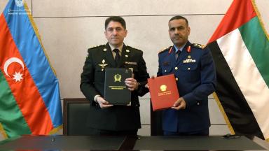 الإمارات وأذربيجان تبحثان تعزيز التعاون العسكري والدفاعي