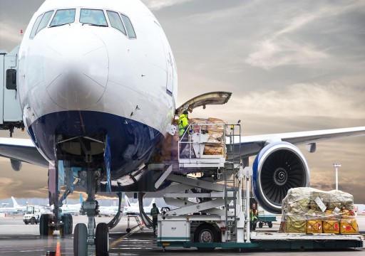 "إياتا": انخفاض الطلب العالمي على الشحن الجوي 13.6 بالمئة في أكتوبر