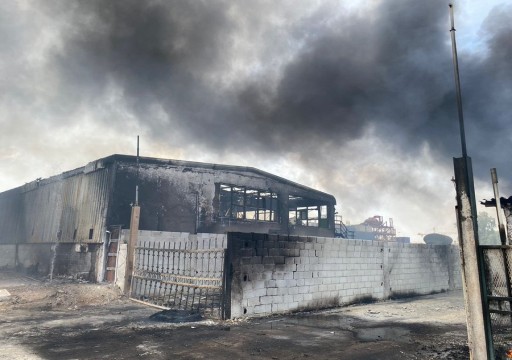 إخماد حريق في مستودعات أبوظبي للسيارات ولا إصابات