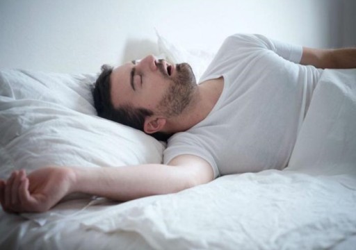دراسة تكشف عن أضرار صحية خطيرة للنوم في الضوء