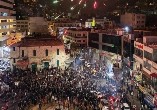 مئات الفلسطينيين في الضفة الغربية وغزة يحتفلون بعملية القدس