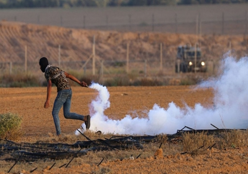 لليوم التاسع.. فلسطينيون في غزة يتظاهرون قرب السياج الفاصل