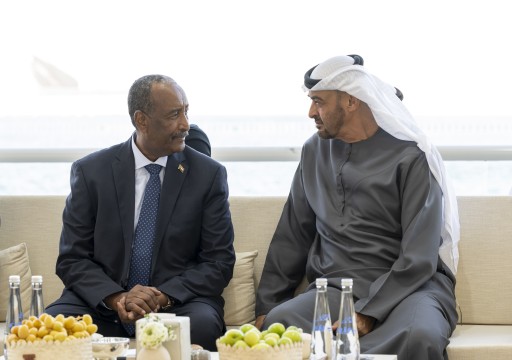 رئيس الدولة يبحث مع البرهان تطورات الأوضاع في السودان