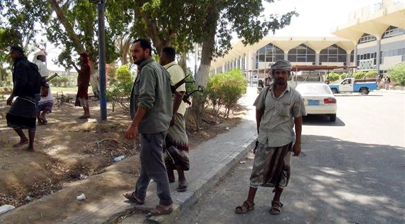 طيارون إيرانيون قصفوا القصر الجمهوري بعدن