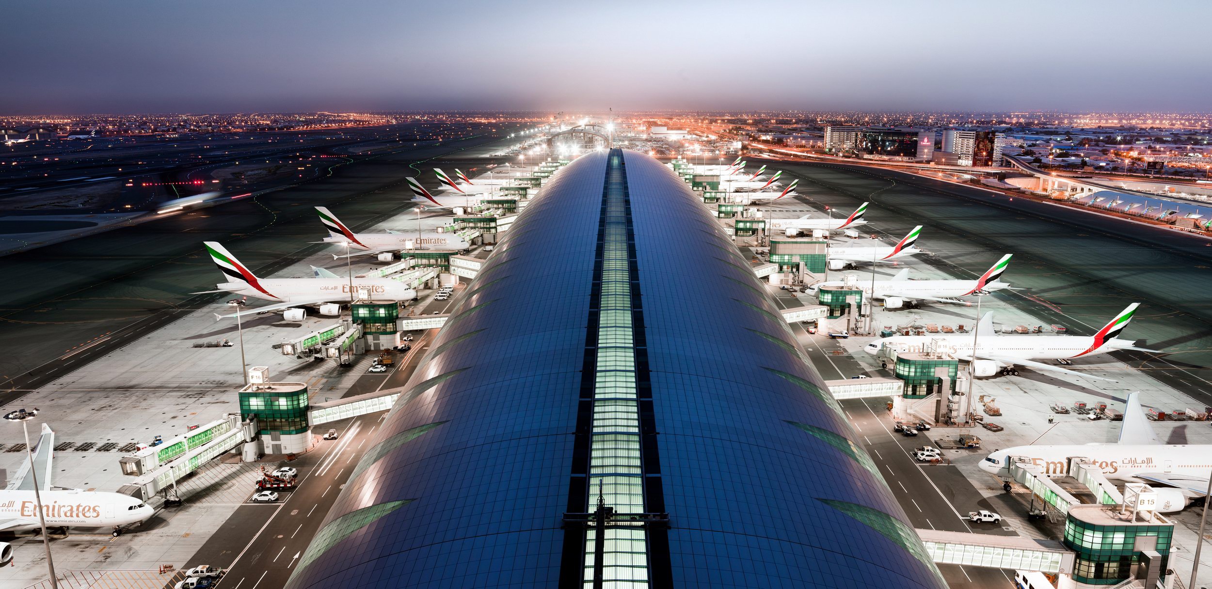 مطار دبي الدولي: ارتفاع حركة المسافرين بنسبة 8% خلال شهر نوفمبر الماضي