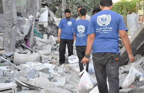 "الأعمال الخيرية" الإماراتية توزع 50 منزلا على النازحين في بلدة خزاعة