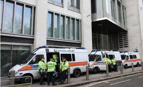 لندن: إعادة استجواب المتهمين بالاعتداء على شقة التميمي