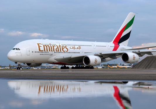 "طيران الإمارات" تنفي اتهامات الدعم الحكومي واستغلال الأجواء المفتوحة