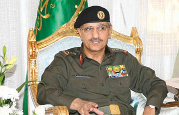 العاهل السعودي يعفي نائب وزير الدفاع من منصبه