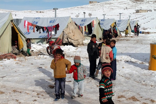 مفوضية اللاجئين: 1435 مخيما عشوائيا للنازحين السوريين في لبنان